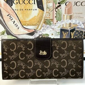 CELINE Kisslock Canvas/Leather Long Wallet 😍🔥